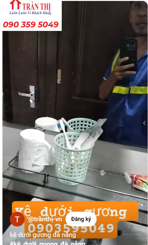 Mẫu kệ dưới gương Đà Nẵng