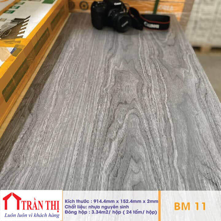 Sàn nhựa bóc dán S11